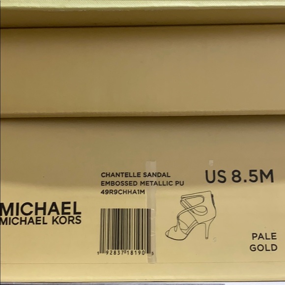 Michael Kors Chantelle Embossed Metallic Gold W - Picture 9 of 9